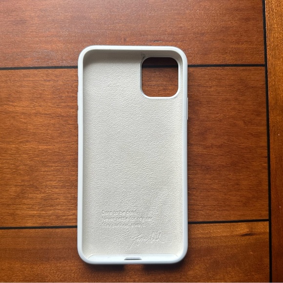 NUDIENT Bold Case in White - Picture 4 of 4